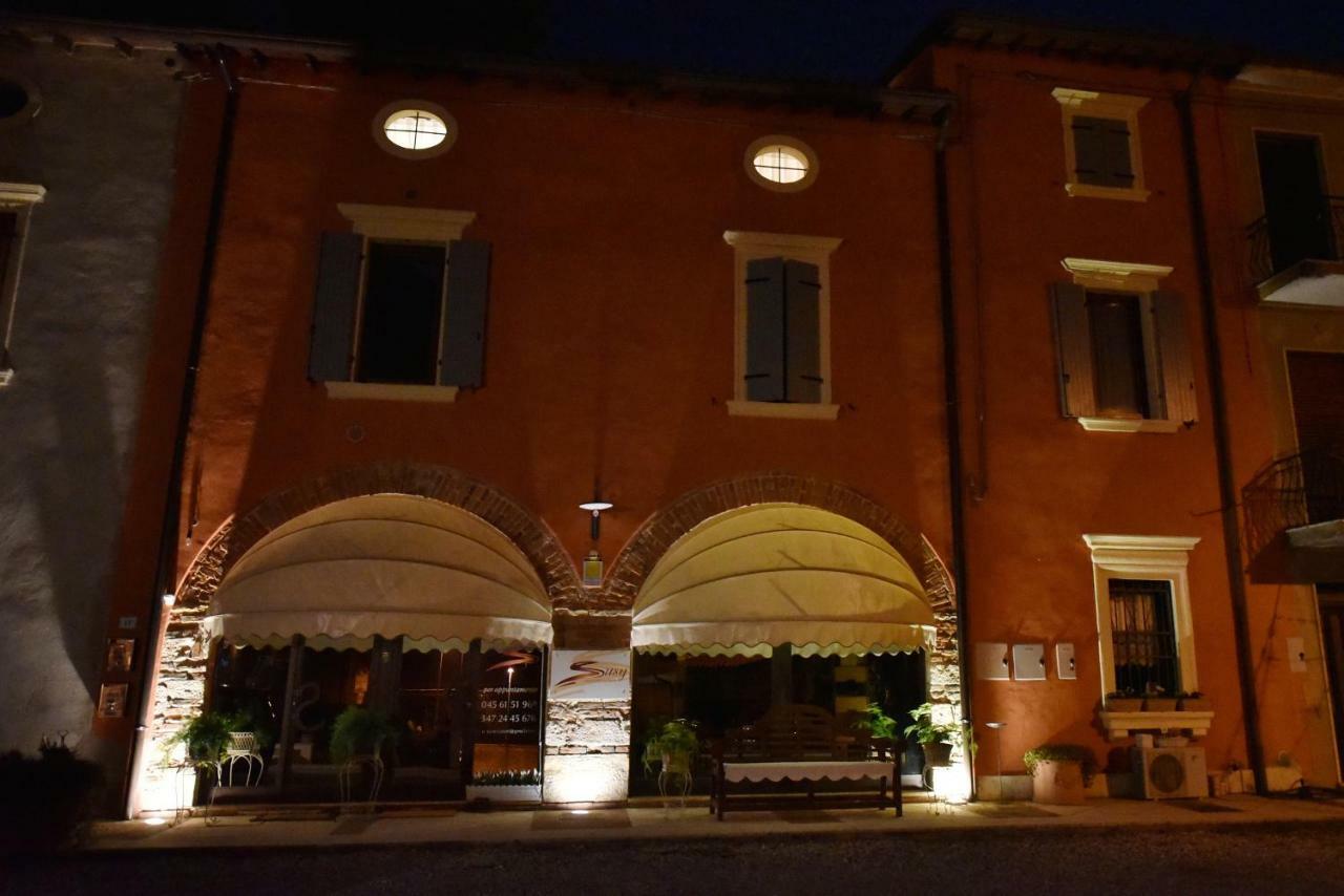 Susy Apartments Colognola ai Colli エクステリア 写真